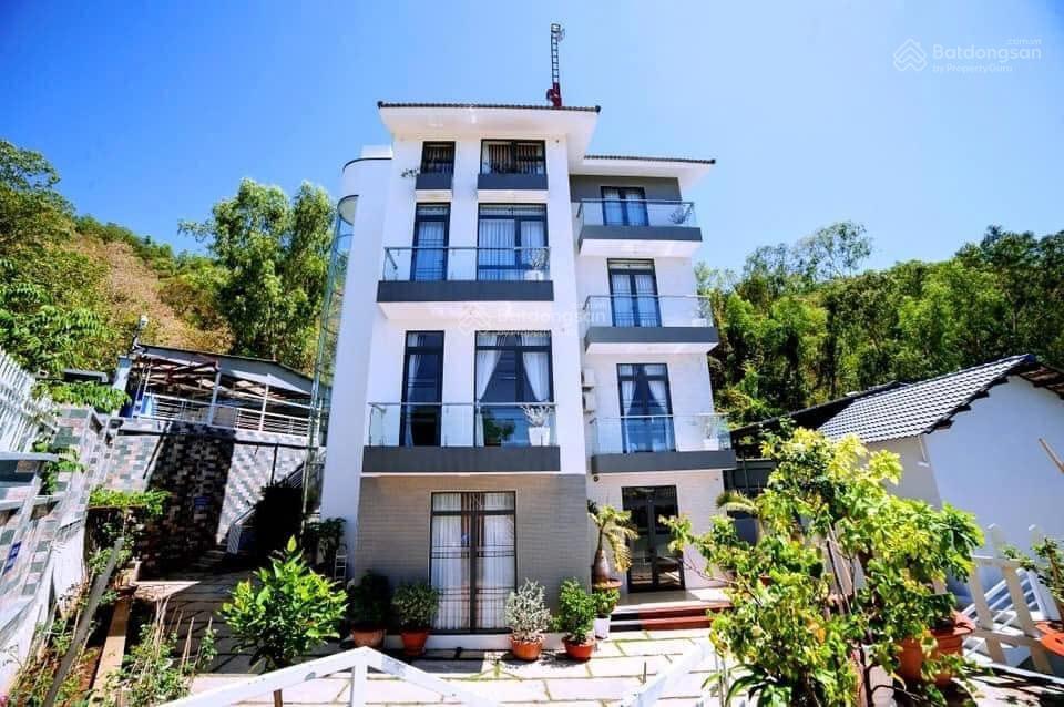 Bán villa resort trần phú vũng tàu thu nhập 120  250tr/tháng giá chỉ 35.4tr/m2