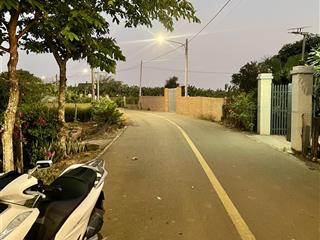 Bán đất 1000m có 100m thổ cư gần chợ láng dài giá 1,8 tỷ