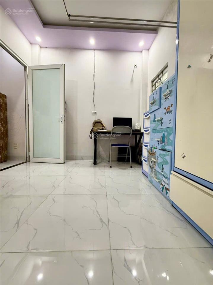 Bán nhà 2 mê đúc mặt tiền đường mân quang 6