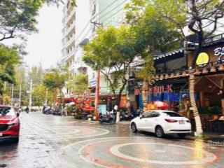 Bán tòa căn hộ 7 tầng mặt tiền phố tây lát đá đường 10m5 trần bạch đằng