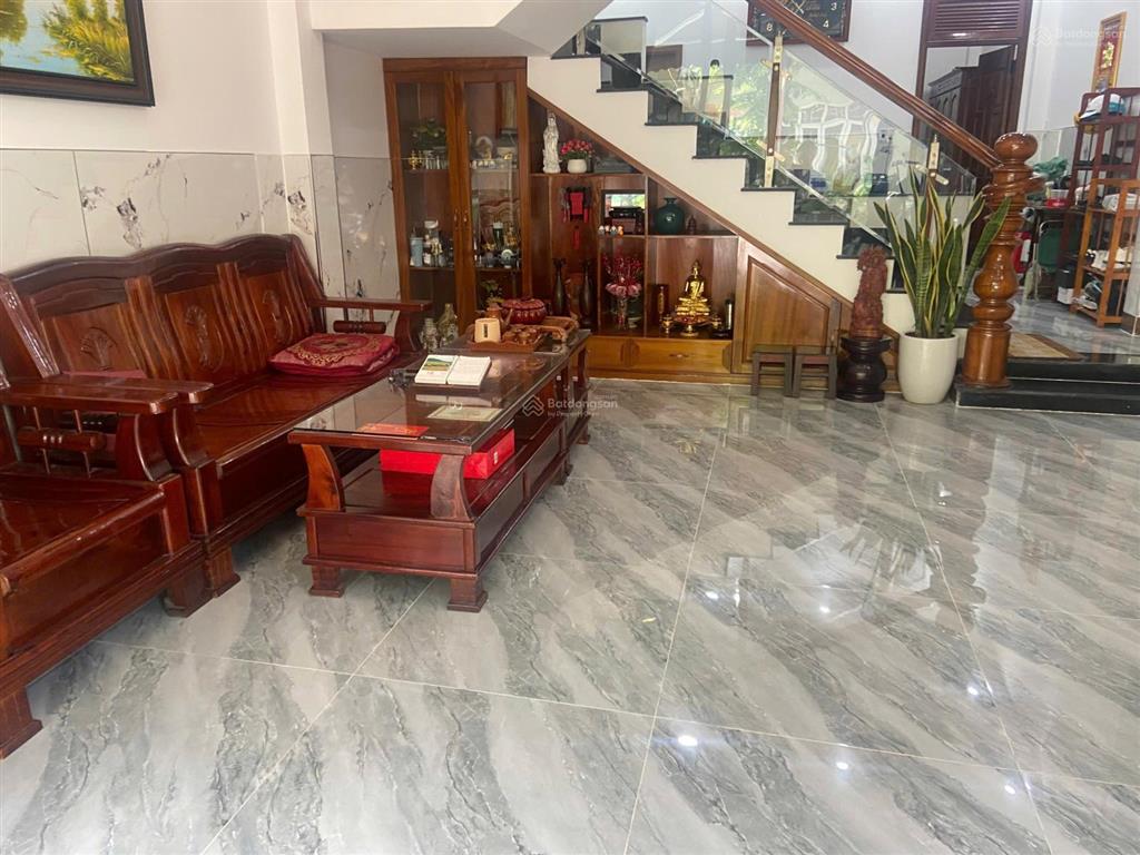 Bán nhà 3 tầng mặt tiền đào nguyên phổ