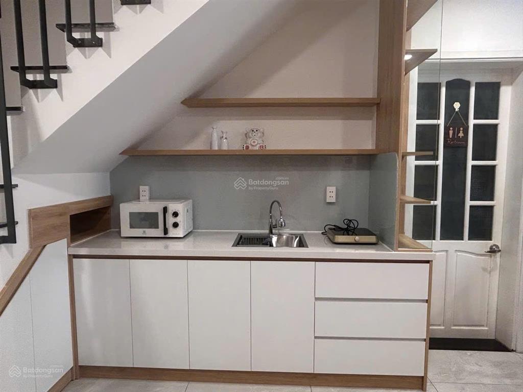 Cho thuê villa sân vườn mini 2 tầng kiệt ô tô hoàng diệu