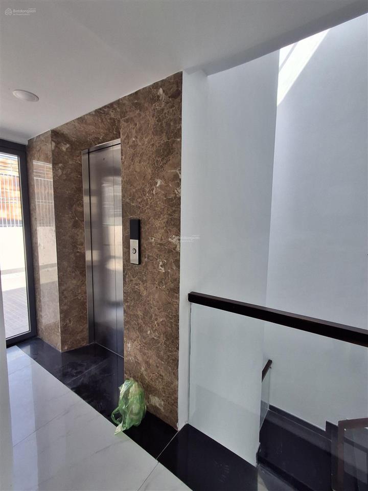 Cho thuê văn phòng nguyên căn 550m2 giá 100tr tại kđt him lam.