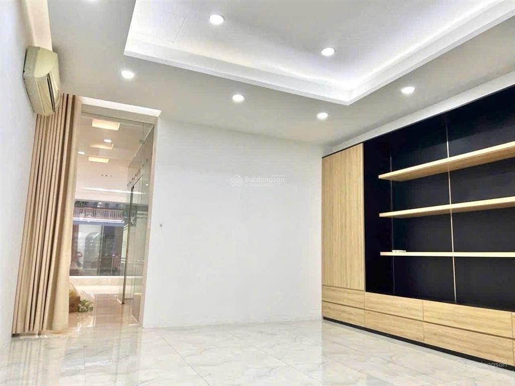 Cho thuê văn phòng nguyên căn 45tr nhà đẹp tại kđt him lam kênh tẻ