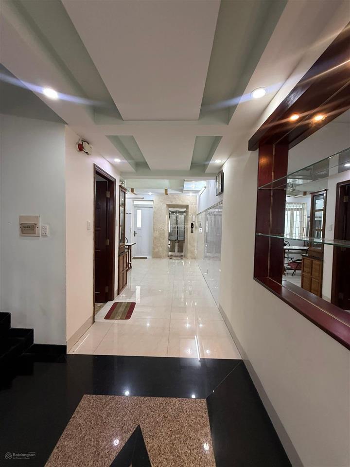 Cho thuê tòa nhà văn phòng góc 2 mặt tiền 70tr tại kdc him lam kênh tẻ