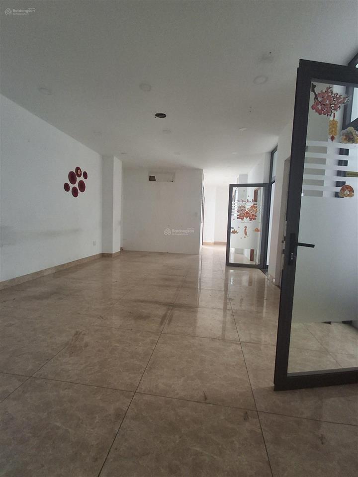Cho thuê biệt thự 10*20m giá chỉ 70tr đã bao thuế tại kđt him lam kênh tẻ
