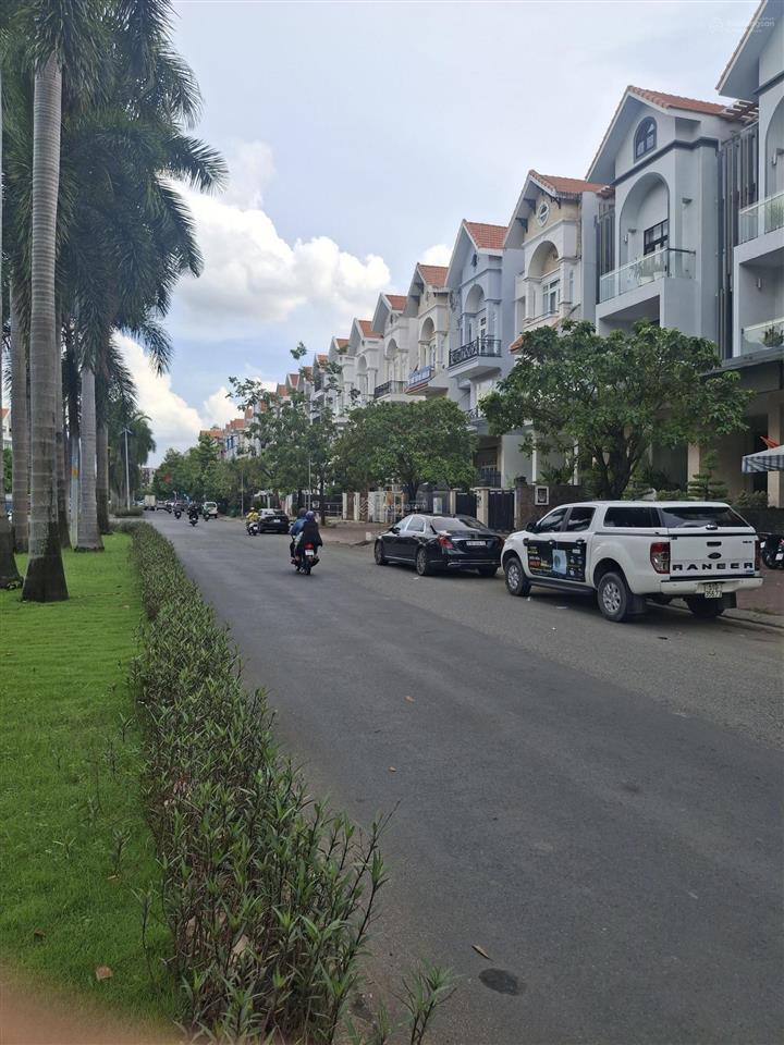 Cho thuê văn phòng tầng trệt chỉ 14tr tại kđt him lam kênh tẻ.