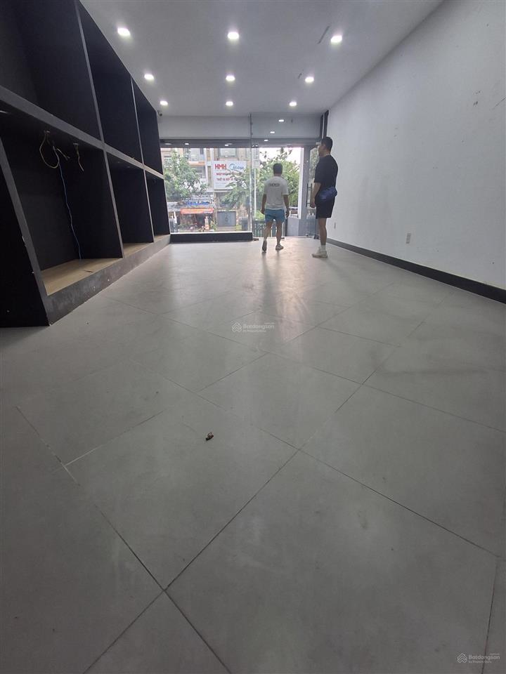 Cho thuê văn phòng tầng trệt chỉ 14tr tại kđt him lam kênh tẻ.