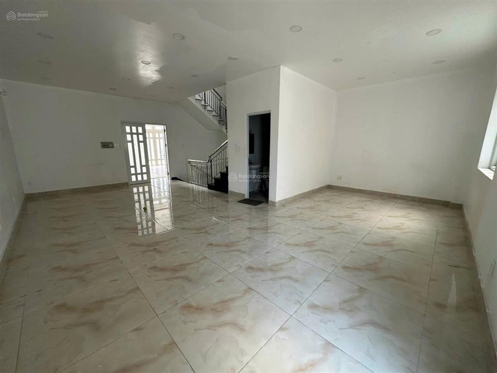 Cho thuê biệt thự giá tốt chỉ 70tr tại kđt him lam kênh tẻ