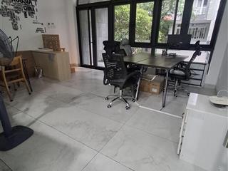 Cho thuê tầng trệt + lầu 1 giá hót 28tr tại kđt him lam kênh tẻ