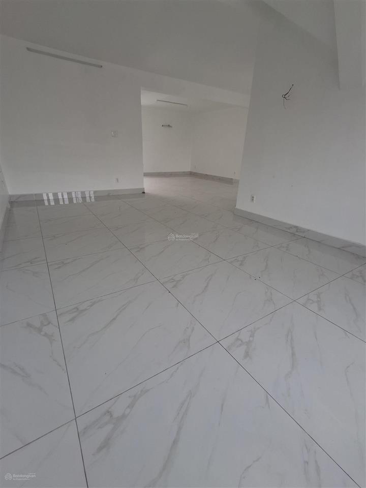 Cho thuê văn phòng giá tốt 70tr/th tại khu đô thị him lam kênh tẻ, 500m2
