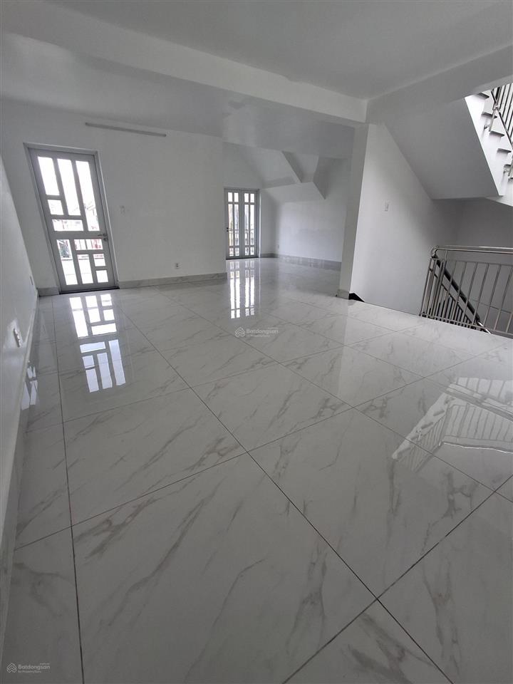 Cho thuê văn phòng giá tốt 70tr/th tại khu đô thị him lam kênh tẻ, 500m2