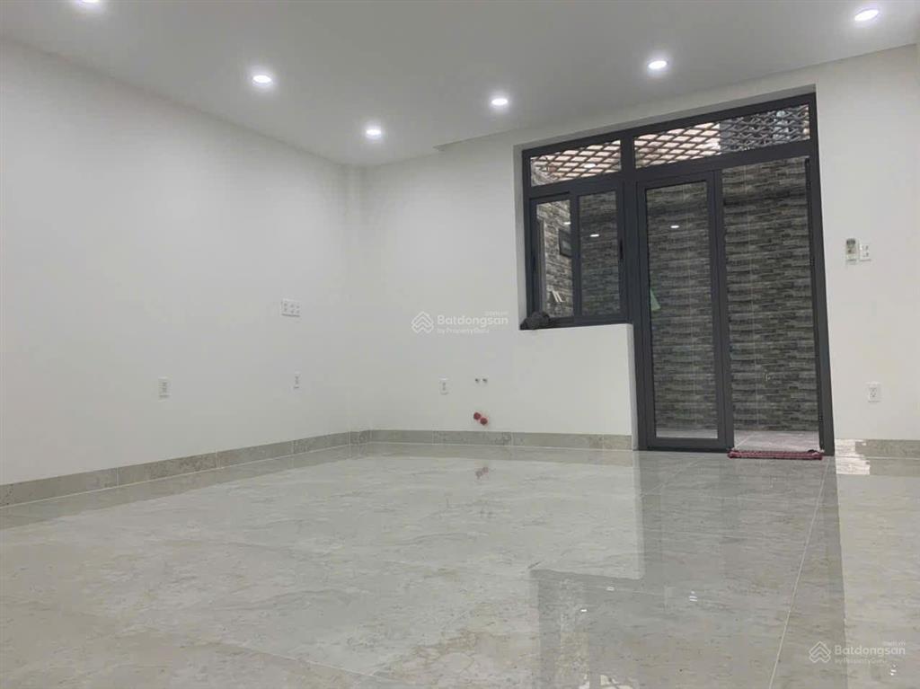 Cho thuê văn phòng nguyên căn 5x20m tại kđt him lam kênh tẻ
