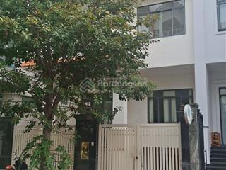Cho thuê văn phòng nguyên căn 10x20m giá chỉ 70tr tại kđt him lam kênh tẻ