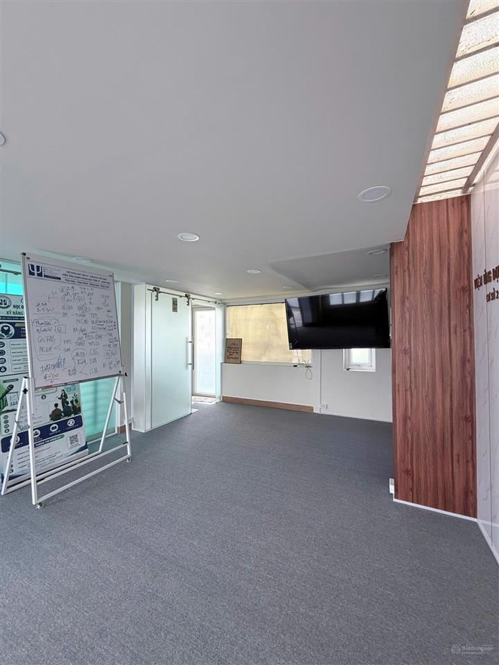 Cho thuê nhà nguyên căn 43tr dt 350m2