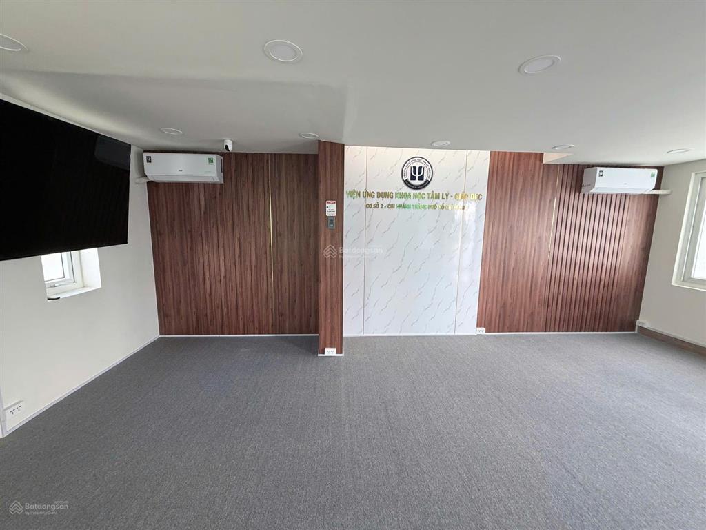 Cho thuê nhà nguyên căn 43tr dt 350m2