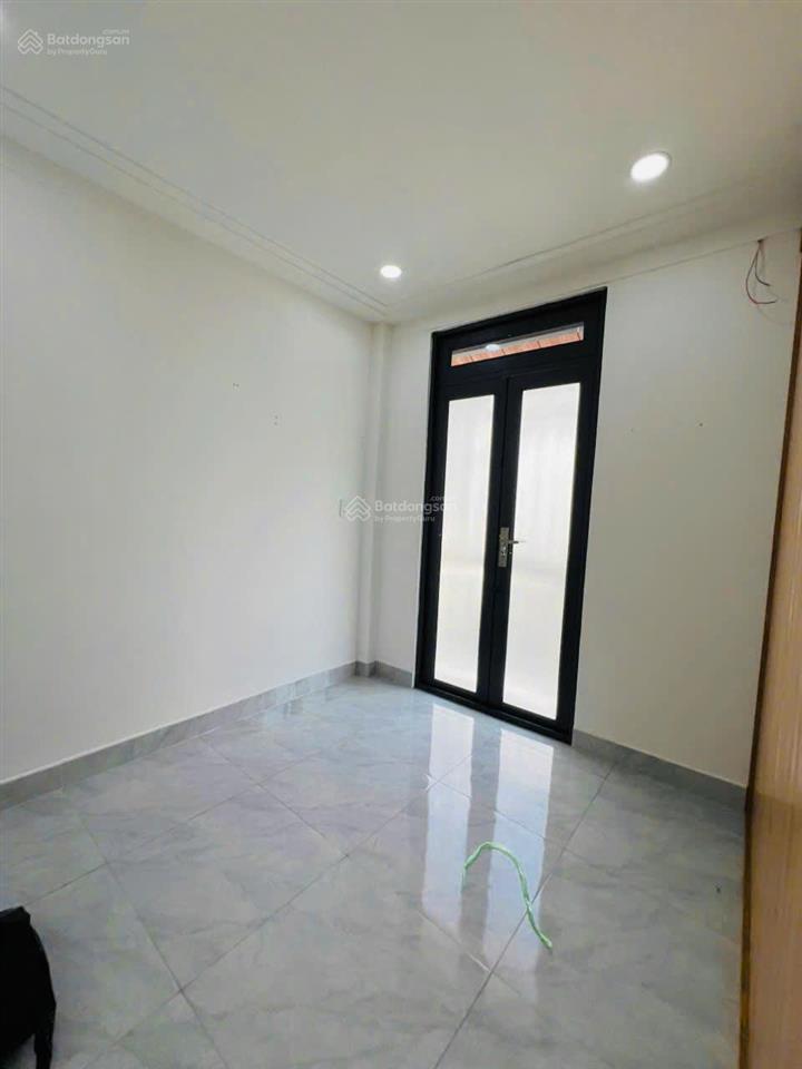 Bán nhà quận 12 hẻm 1 sẹc trần thị hè ngay chợ hiệp thành 24m2 hẻm thông 3m thương lượng với chủ