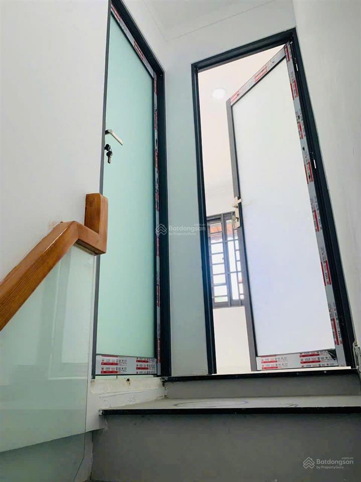 Bán nhà đường nguyễn ảnh thủ gần ngã 3 đông quang