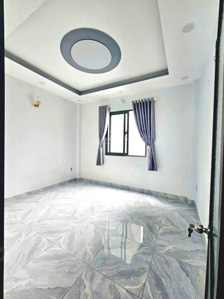 Hình thật  nhà q12 900 triệu giảm còn 730 triệu gần chợ hiệp thành 1 sẹc nguyễn ảnh thủ 2 phòng