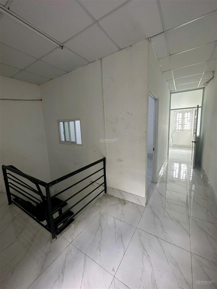 Nhà ngộp cần bán gấp nhà 4x10m ở lê văn khương quận 12 ngay chợ thiếc giá còn tl