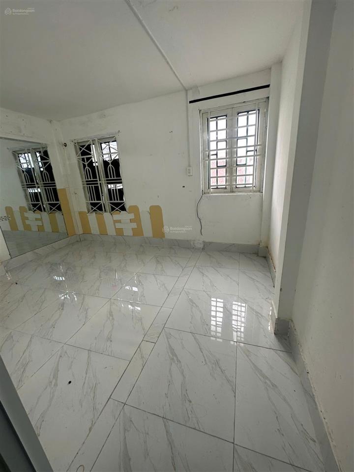 Nhà ngộp cần bán gấp nhà 4x10m ở lê văn khương quận 12 ngay chợ thiếc giá còn tl