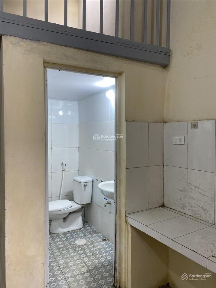 Cho thuê phòng trọ 28m2, ngõ 28/91 phố từ tiện, tây hồ, hà nội, có nóng lạnh, giá tốt chỉ 2 tr/th
