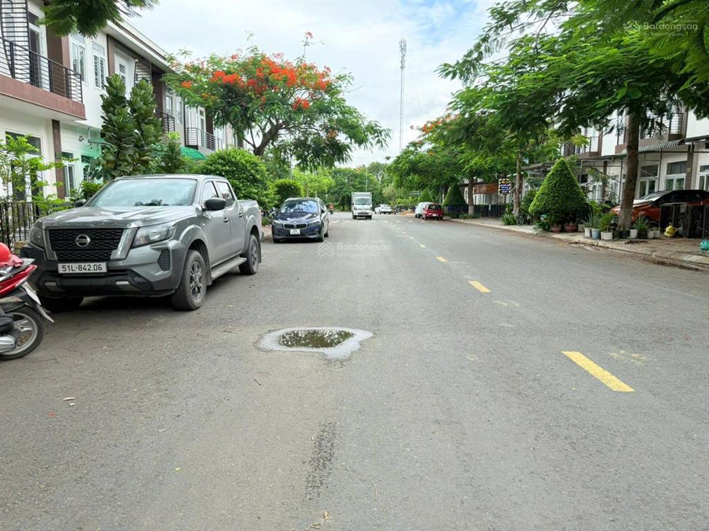 Bán căn góc full nội thất , sổ hồng hoàn công , khu trần anh riverside , giá 3,4 tỷ  0941 030 ***