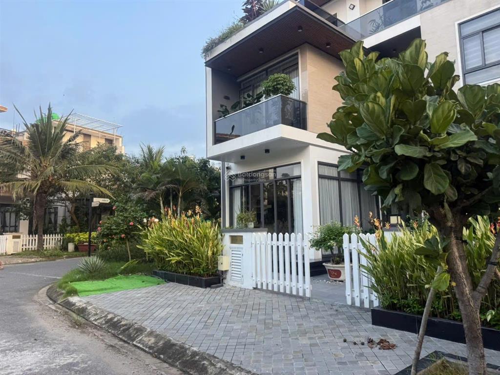 Bán căn góc full nội thất , sổ hồng hoàn công , khu trần anh riverside , giá 3,4 tỷ  0941 030 ***