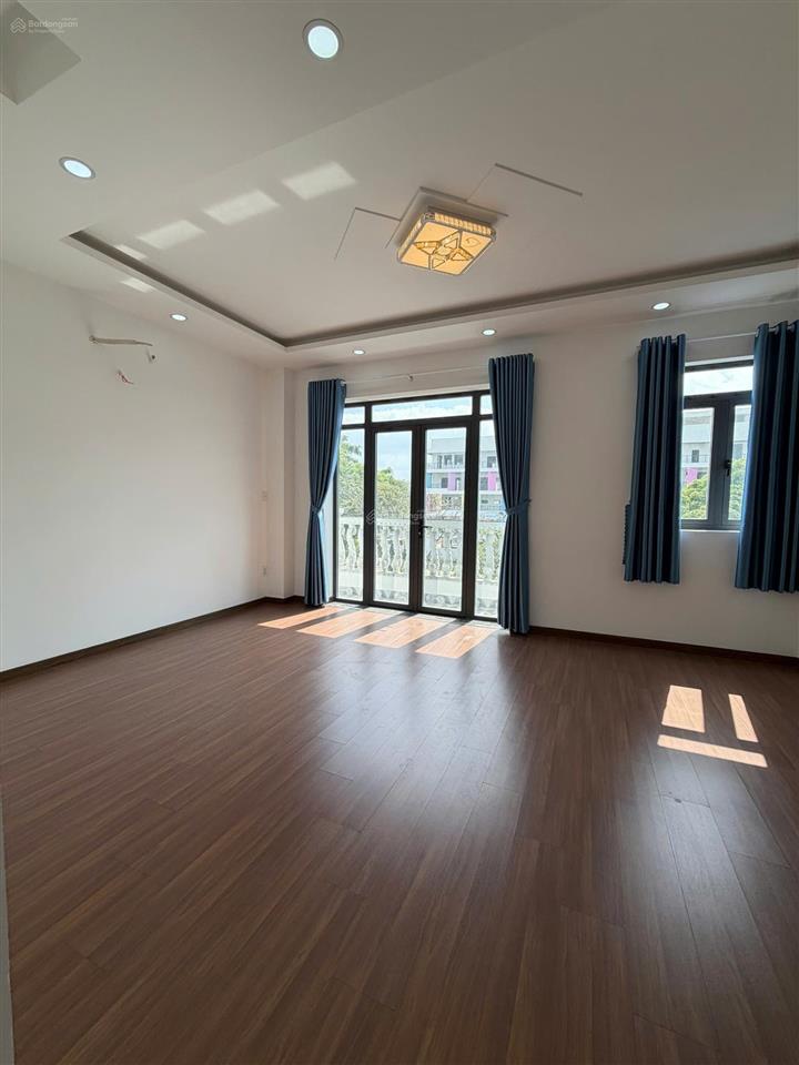 Bán biệt thự tại five star eco city, sổ hoàn công, mới hoàn thiện cao cấp, có thang máy 6x21m