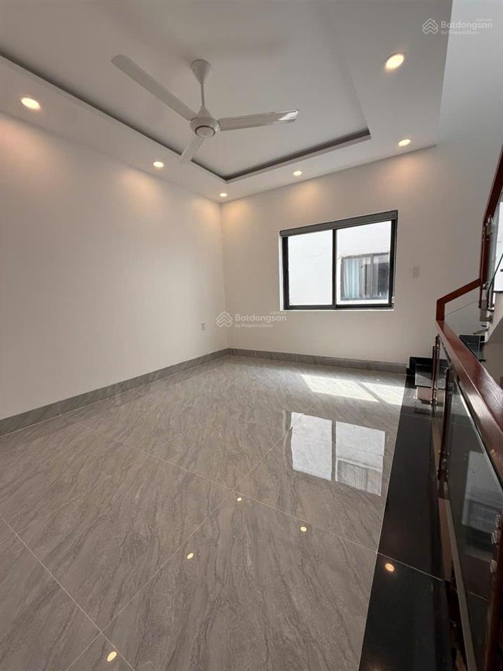 Cho thuê nhà khu lavilla tân an, nhà mới, nội thất cơ bản, 3pn, 3 toilet  0941 030 ***