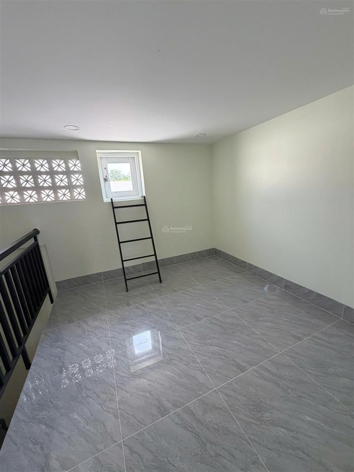 Cho thuê nhà full nt, 3 pn, pk, bếp, 2 tolet, giá 8tr  0941 030 ***