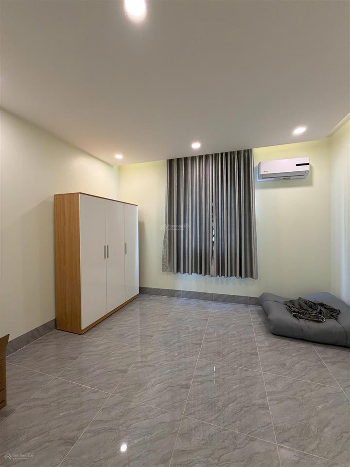 Cho thuê nhà full nt, 3 pn, pk, bếp, 2 tolet, giá 8tr  0941 030 ***