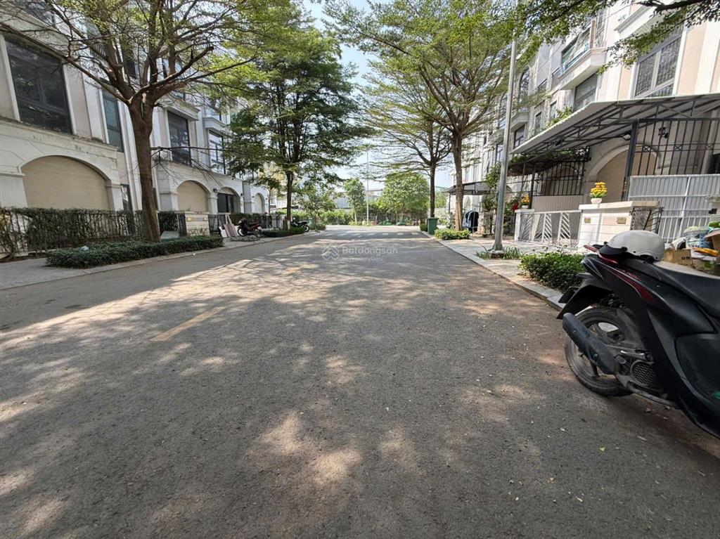 Bán gấp nhà solar city (trần anh 2) hoàn thiện, 3pn, 4 toilet, giá bán nhanh 2,3 tỷ  0941 030 ***