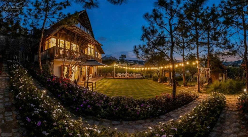 Bán homestay sân vườn 1700m² ngô tất tố đà lạt dt1700m2 giá  40 tỷ