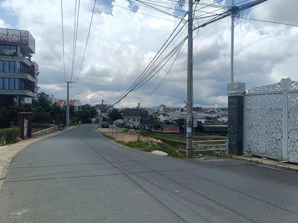 Đất mặt tiền vạn hạnh, đà lạt  full thổ cư view đẹp trung tâm  dt 400m2, giá 25 tỷ