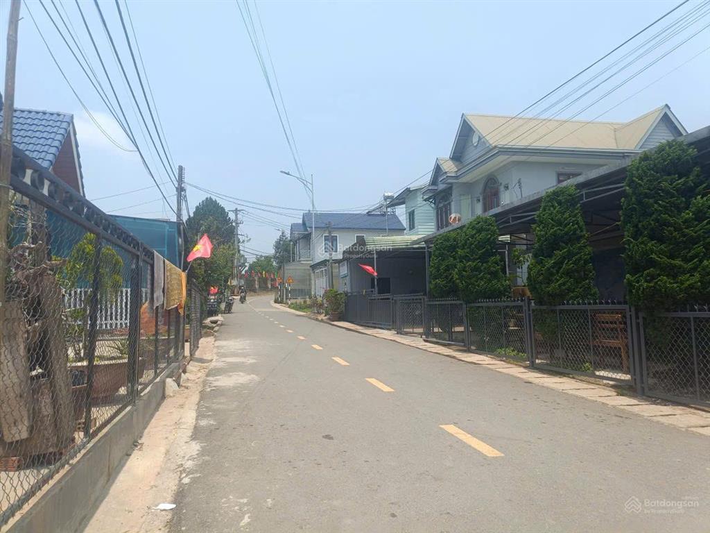 Đất biệt thự đồi măng lin view hồ thế đất hiếm, dt 978m2  giá 9,8 tỷ, sổ riêng nông nghiệp