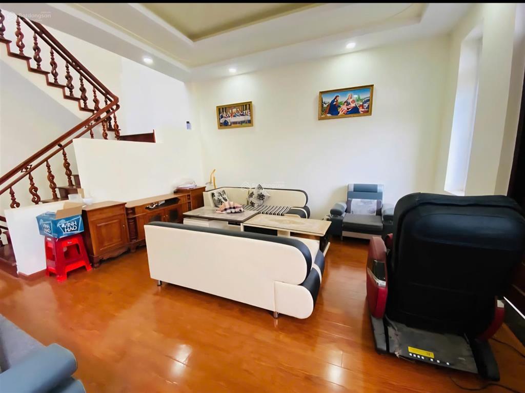Ngộp bank giảm sốc 3 tỷ villa hùng vương  đà lạt  chỉ còn 9,5 tỷ  dt  192m2