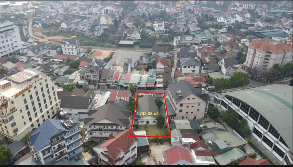 Villa mặt tiền yersin đà lạt chỉ 300m đến hồ xuân hươngquỹ đất hiếm diện tích 742m² gía 60 tỷ