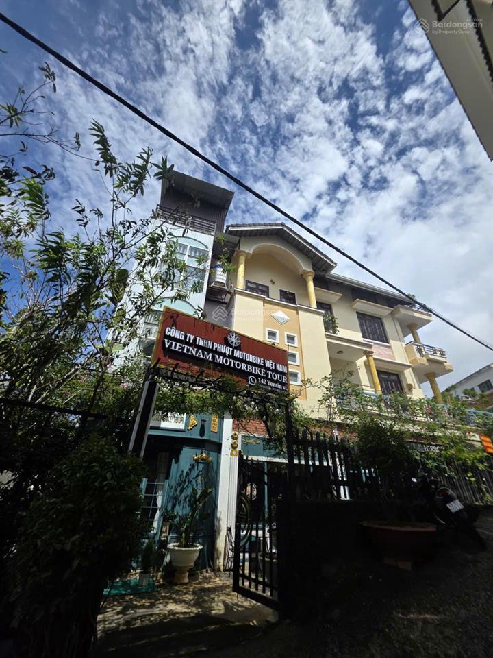 Bán gấp biệt thự tại yersin, đà lạt, cách hồ xuân hương 500m  29,5 tỷ, 367m2, 4 lầu, 15pn