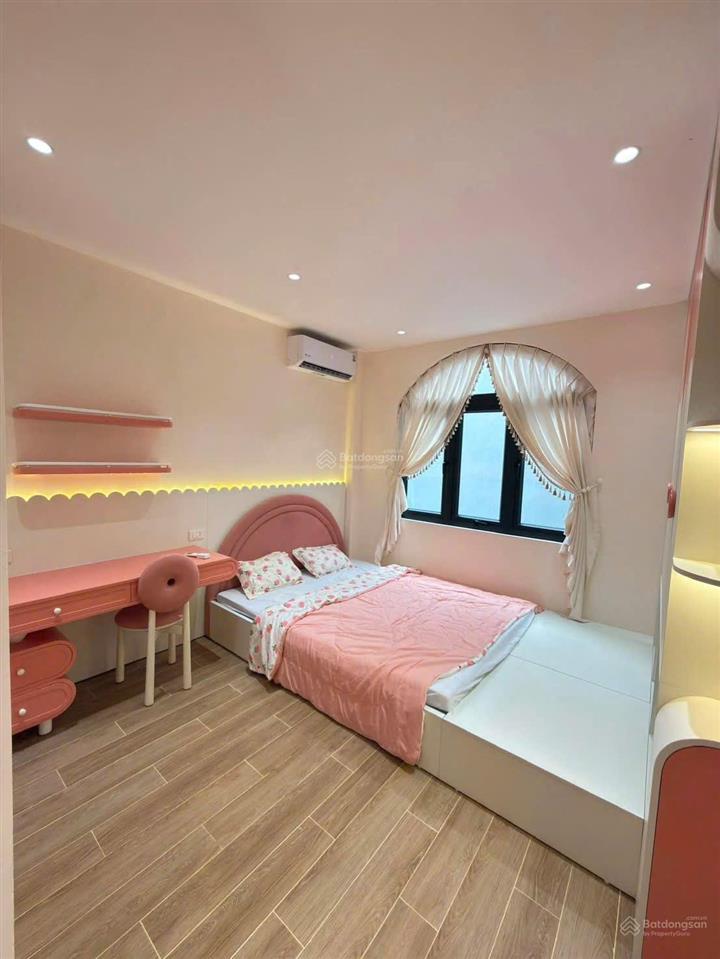 Nhà mới vũ tông phan  34m 5t mt 3.7m  nhỉnh 7 tỷ