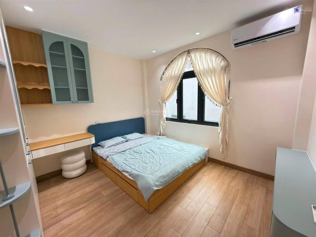 Nhà mới vũ tông phan  34m 5t mt 3.7m  nhỉnh 7 tỷ