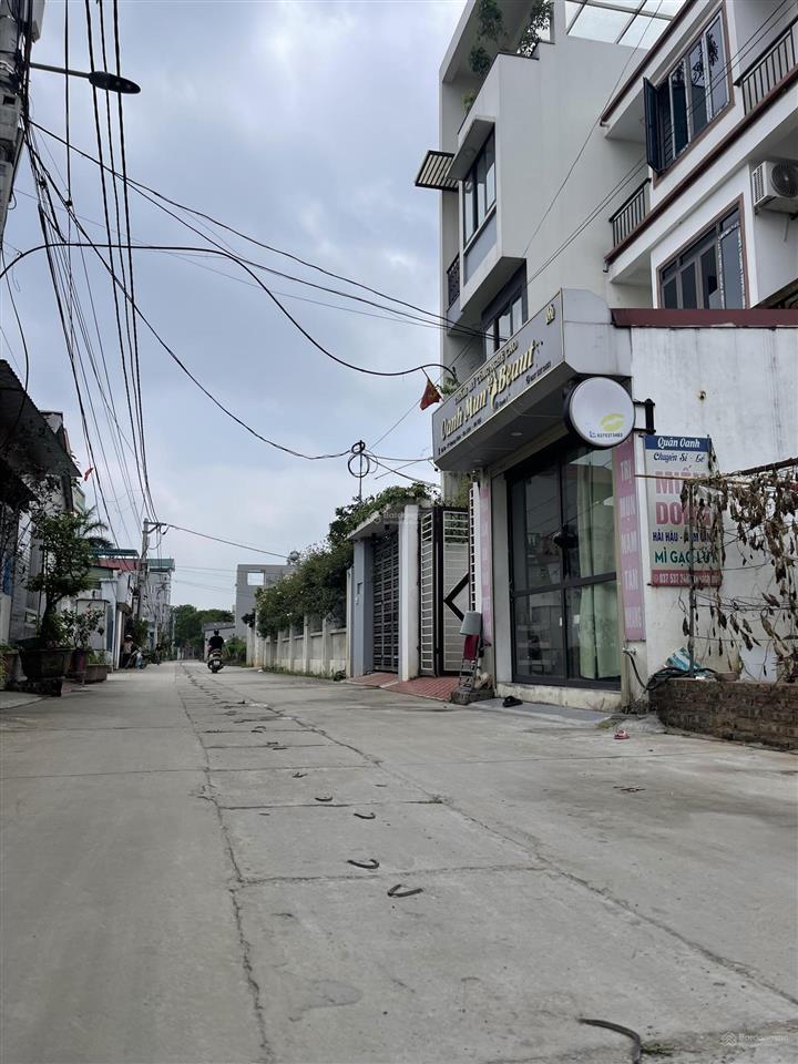 Trục kinh doanh tổ 9 thị trấn quang minh rẻ như đất trong ngõ, giá loanh quanh 4 tỷ nhỏ
