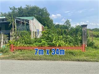 Đất ngộp ngang 7 dài 34m, nở hậu 9m7, gần chợ phước thạnh, giá 975 triệu, bao thuế phí, sang tên.