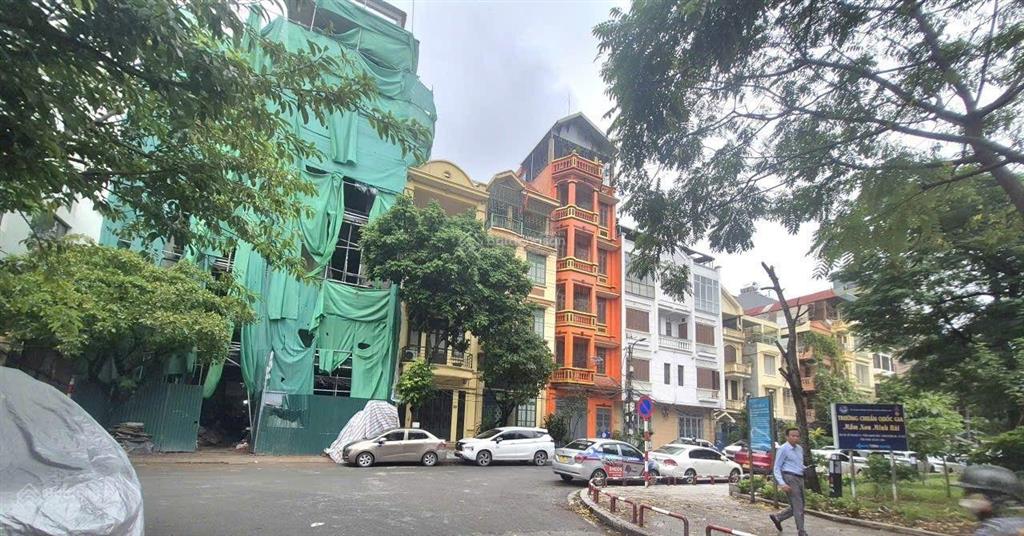 Trần quang diệu  đống đa  60m2  mặt tiền rộng 6m  6t thang máy  phân lô ô tô  32 tỷ