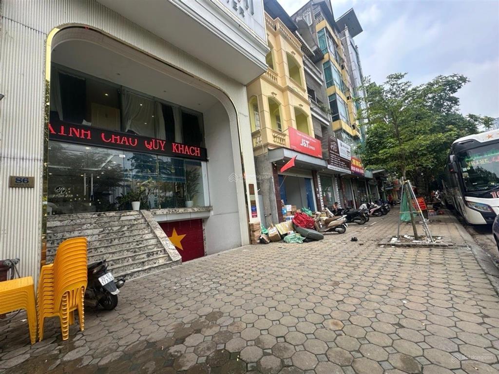Tuyệt tác mặt phố trần vỹ cầu giấy130mtoà văn phòngkết hợp ở bể bơi vô cựcsân vườn bbq