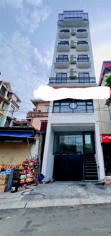 Mặt phố nguyễn đình hoàn  cầu giấy  73m2  9t thang máy  4.5m mt  hầm ô tô  dòng tiền 200t