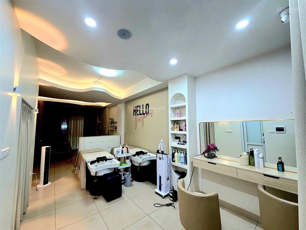 Mặt phố nguyễn chí thanh  đống đa  50m2  6t thang máy  4.5m mt  kinh doanh đỉnh  hót  38 tỷ