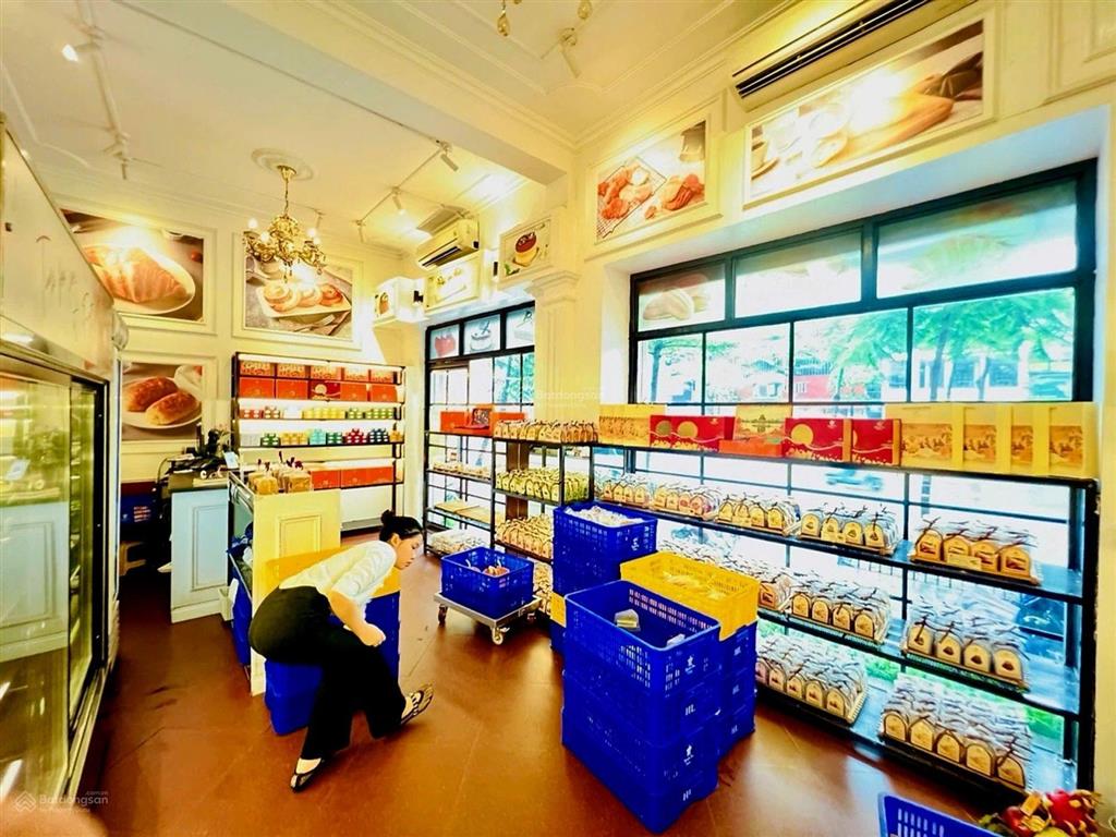 Mặt phố xã đàn  đống đa  45m2  5t  7m mặt tiền  thoáng trước sau  kinh doanh  45 tỷ