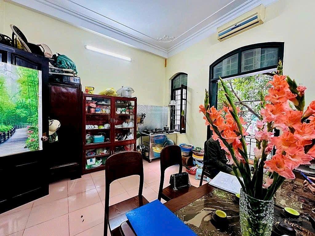 Mặt phố duy tân  cầu giấy  60m2  4t  5m mt  đường 40m  vỉa hè 20m  văn phòng  56 tỷ (tl)