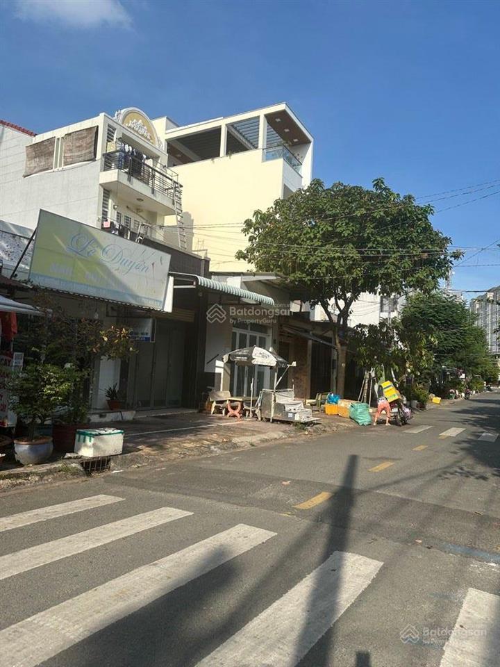 Nhà mtkd, phước bình, 122m2, đường 16m, gpxd 5 tầng, gần global city, nhỉnh 8 tỷ